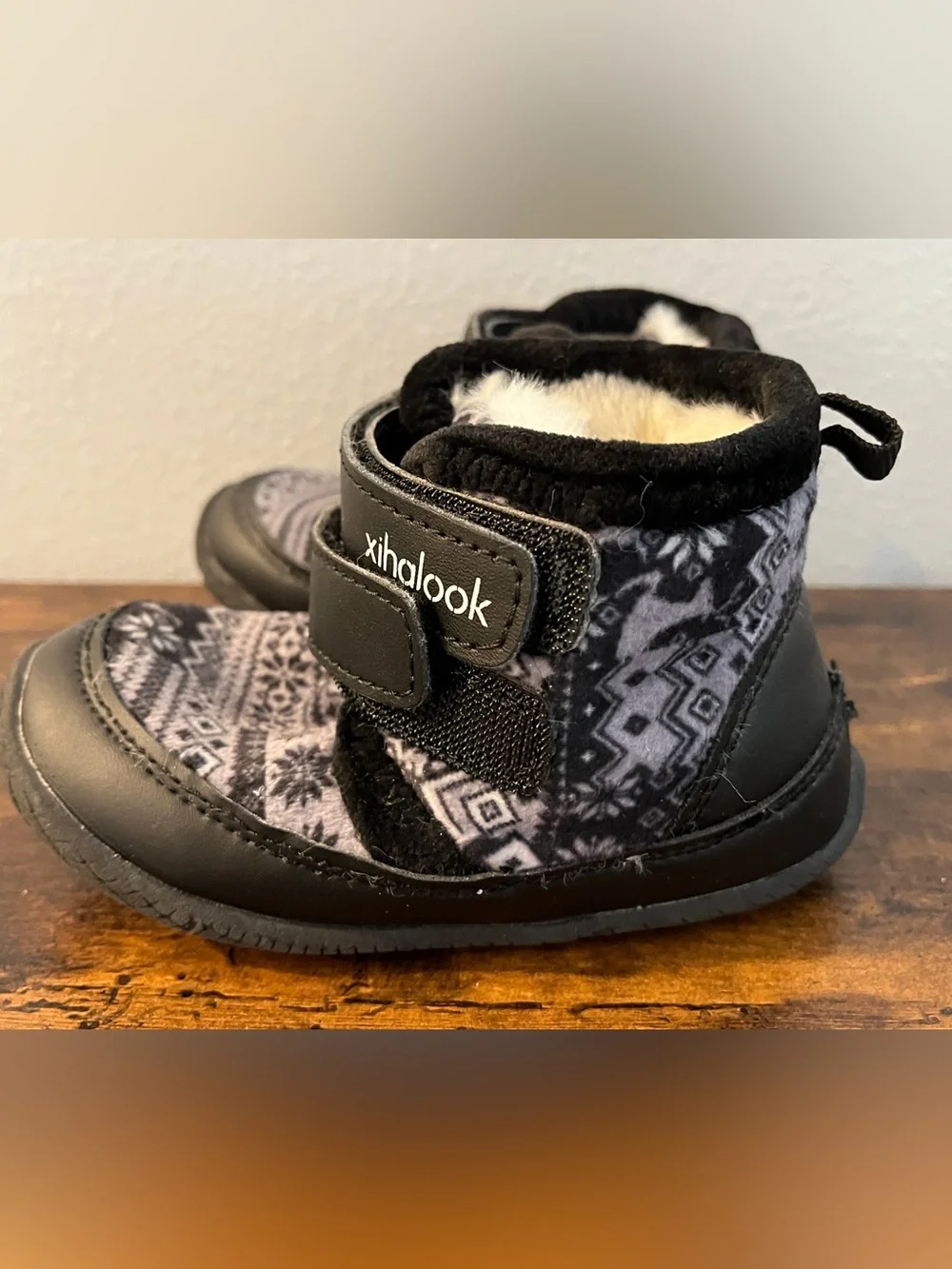 Xihalook Kids Black Patterned Winter Snow Boots